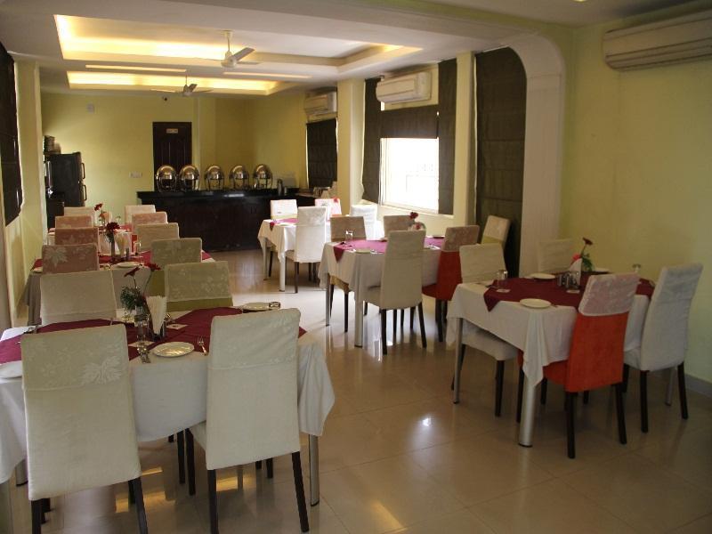 Clarks Inn Nehru Place New Delhi Eksteriør bilde